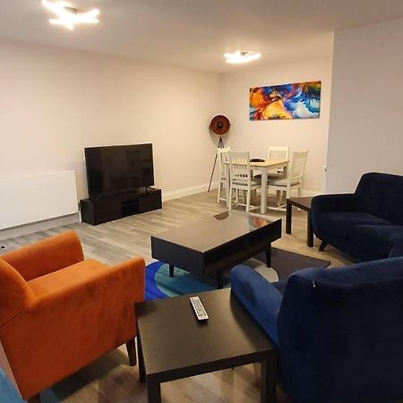 Garland Modern Spacious Apartment, Brentwood 1 Zewnętrze zdjęcie