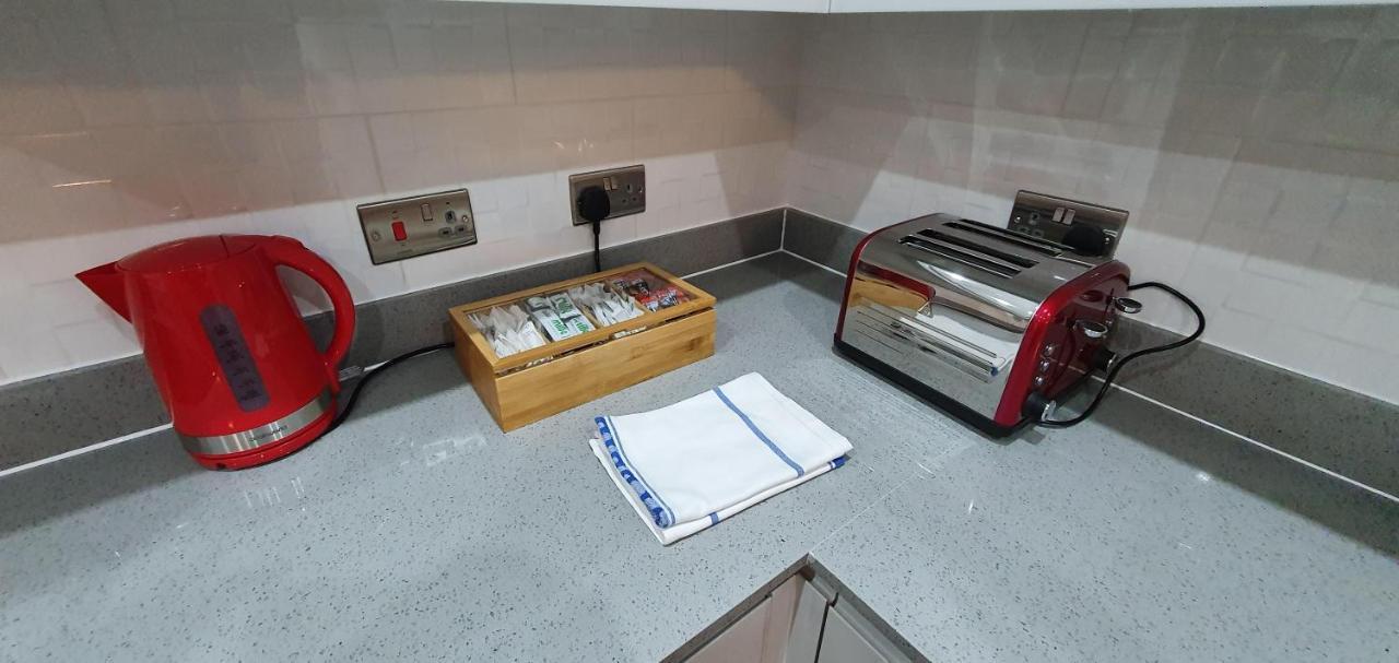 Garland Modern Spacious Apartment, Brentwood 1 Zewnętrze zdjęcie