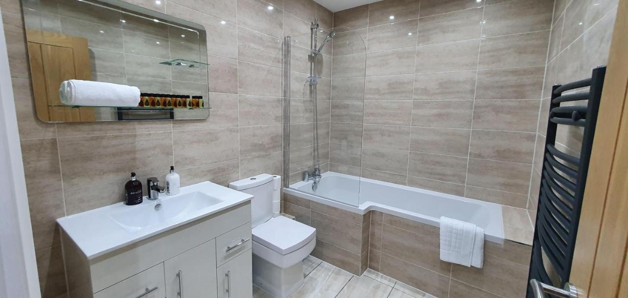 Garland Modern Spacious Apartment, Brentwood 1 Zewnętrze zdjęcie