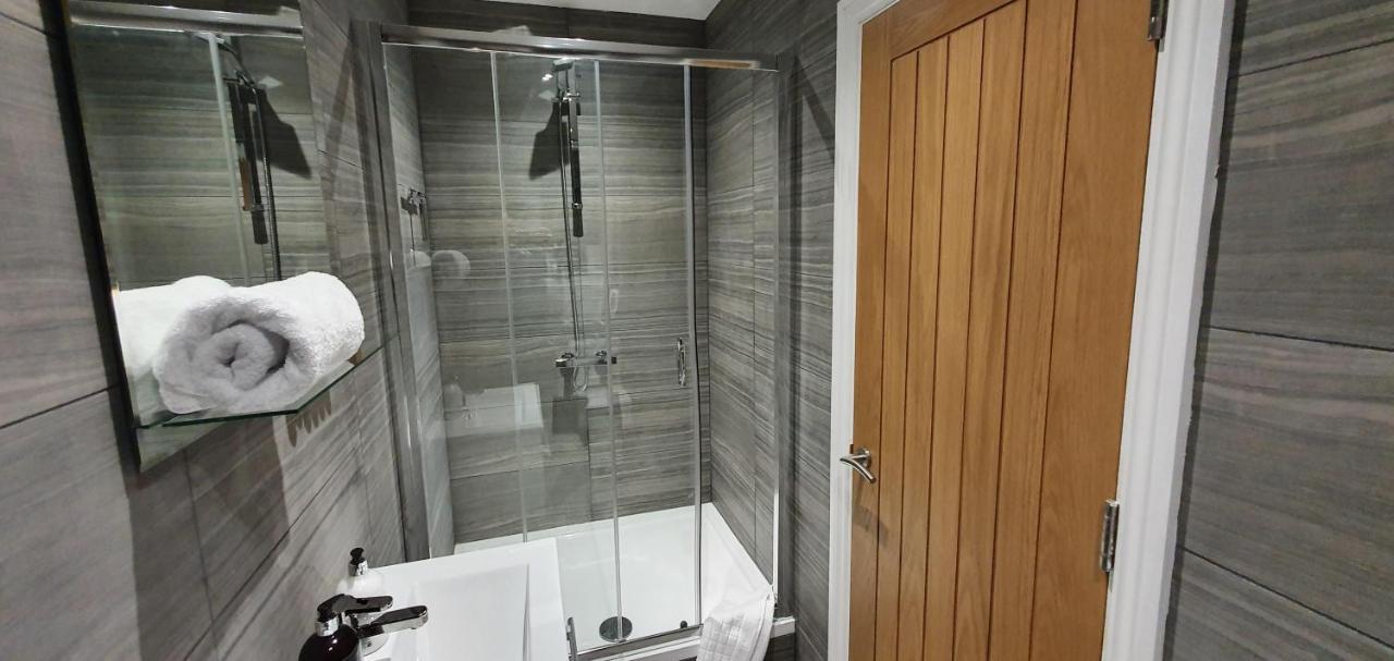 Garland Modern Spacious Apartment, Brentwood 1 Zewnętrze zdjęcie